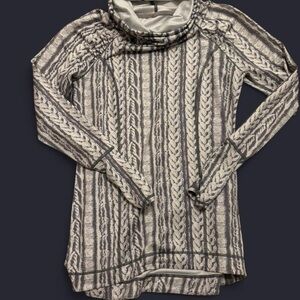 Calia Cozy Gray Patterned Women's Sweater
